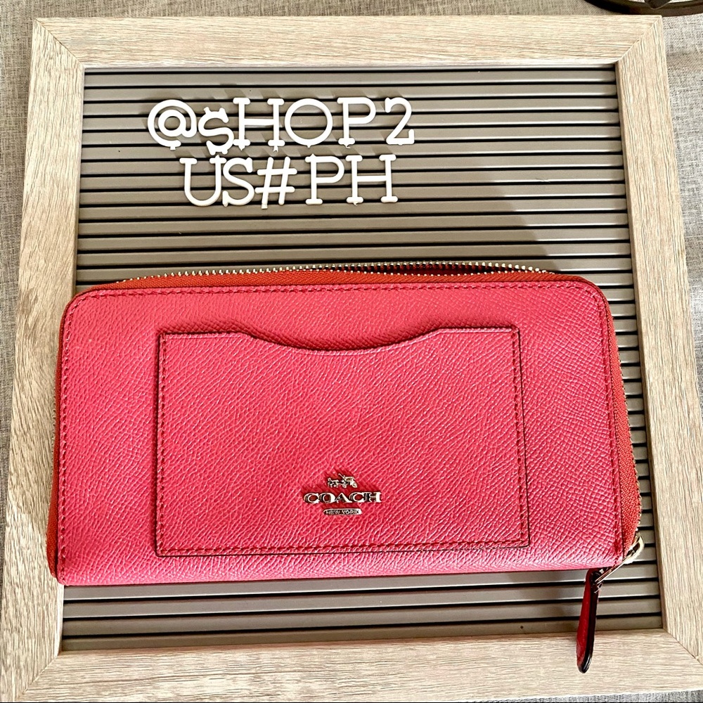 **SOLD**Coach Wallet